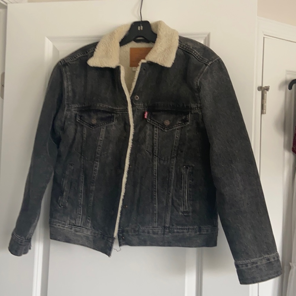 EUC Levi’s Sherpa Denim Jacket Acid Black size S